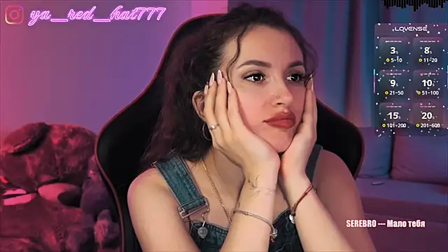 -RED_HAT- Live XXX-Chat