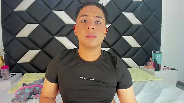 darian_lafortezaa Adlı Modelin Canlı XXX Sohbeti