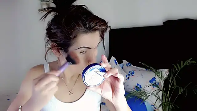 NathalialLooes' Live XXX Chat