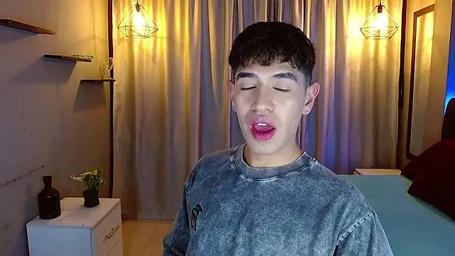 Chat XXX ao vivo de stone_axel