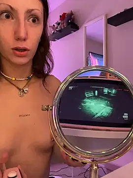 4shk4sh Show in webcam