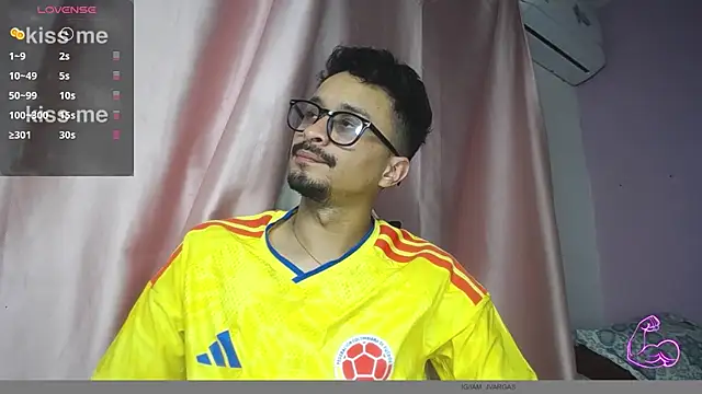 Amir_guy_ Live XXX Chat