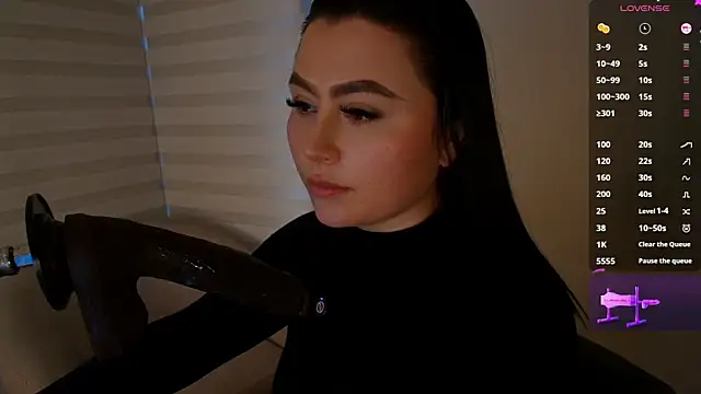 venusleroy_'s Live XXX Chat