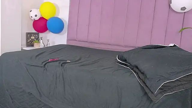 Chat XXX en directo de Shanntal_