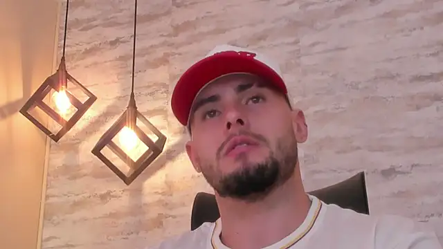 dominic_de_luca Chat XXX in diretta