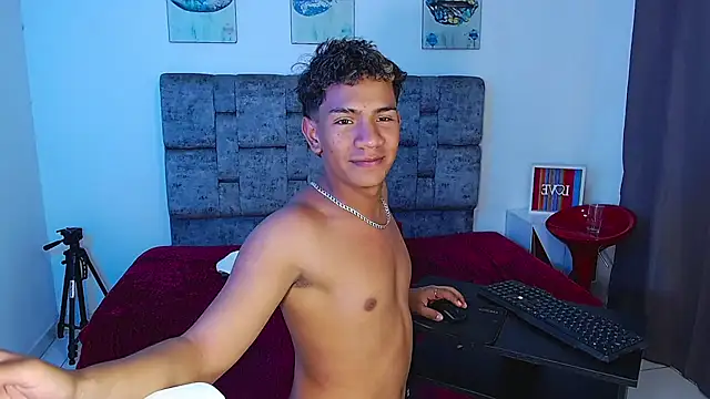 Alan_BigAss Chat XXX live