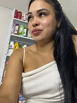 Chat XXX en directo de FOX_LATINA