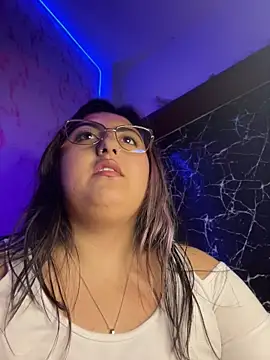 Chat XXX ao vivo de KaroVelvet