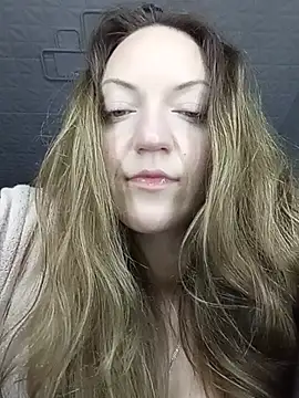 KattyLuuu's Live XXX Chat