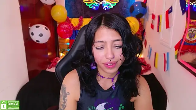 Živý XXX chat REDHOTTER_