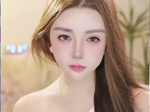Qiaoqiao__ Chat XXX in diretta