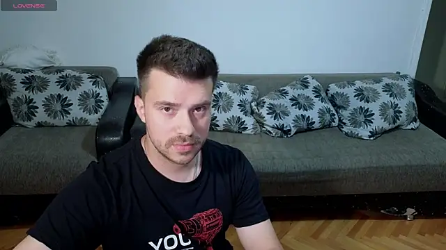 JohnnyStepBro's Live XXX Chat