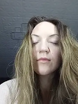 KattyLuuu's Live XXX Chat