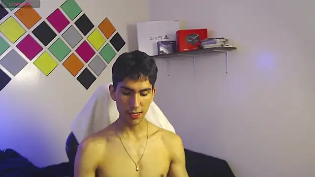Chat XXX ao vivo de adan_tower