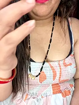 Indian-hotm-Neha's Live XXX Chat