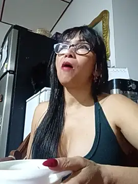 kelly_squirting XXX чат на живо