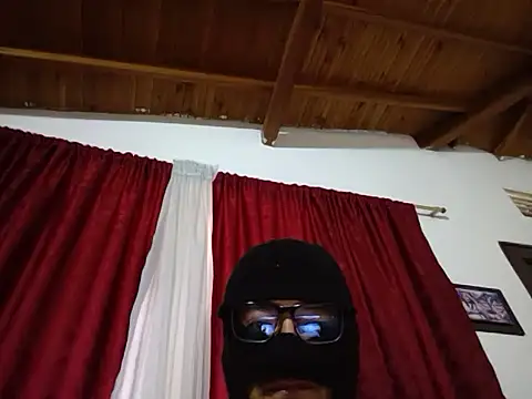 DuoCalienteshow69のライブXXXチャット