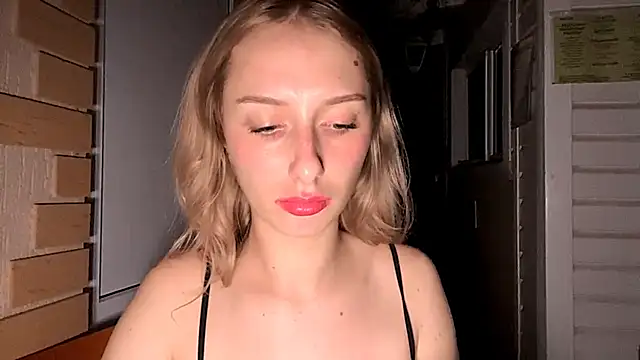 JennaLomeri Chat XXX live