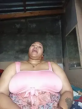 Moretl – Live XXX-chat