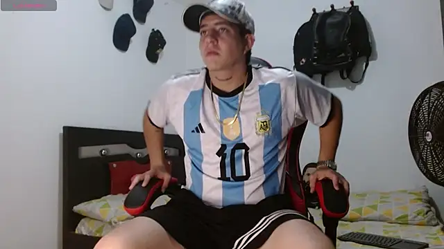 Johannes_mills69 XXX чат на живо