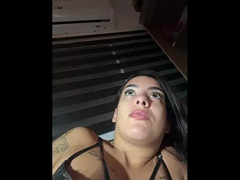 Chat XXX en directo de Srta_Jhenny