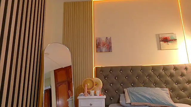 Alex_Bloom Adlı Modelin Web Kamerası Şovu