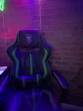 chronic_vibez's Live XXX Chat