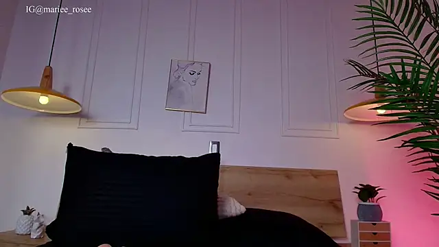 Czat XXX na żywo – Mariee_rosee