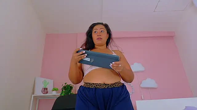 SeleneGibson__'s Live XXX Chat