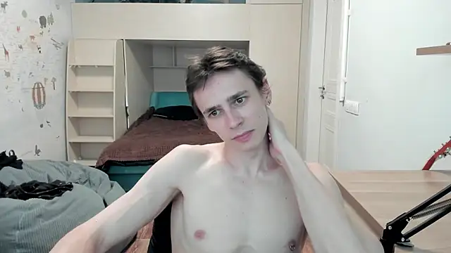 urgoddessboy Show in webcam