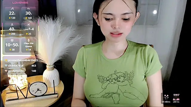 wildest_fantasy's Live XXX Chat