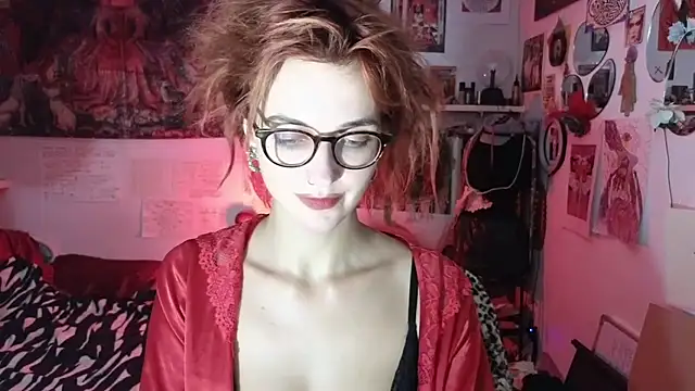 Chat +18 de TatianaRomanov ao vivo