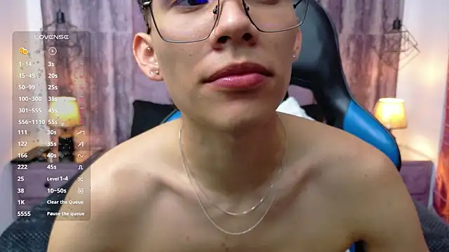 AronTawers – Live XXX-chat