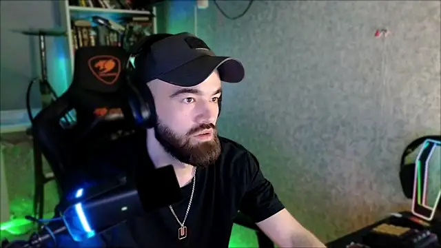 Živý XXX chat _Serious_Man