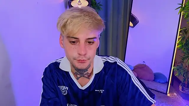 drillfi11 live XXX chat