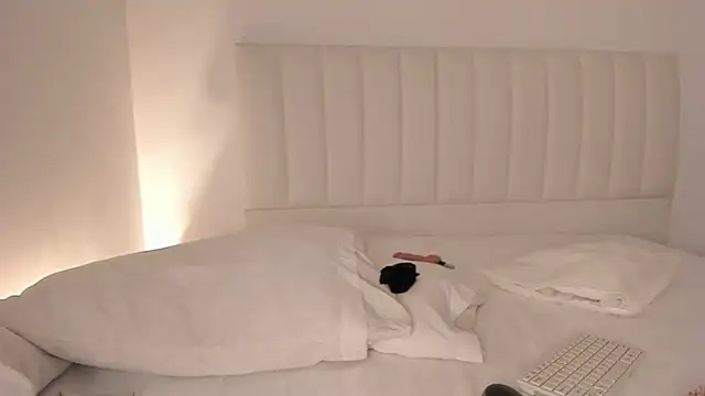 Hannahx__ Live XXX Chat