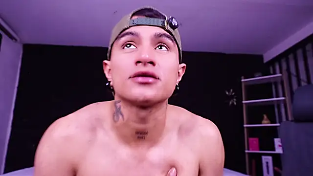 Chat +18 de LiamDeep ao vivo