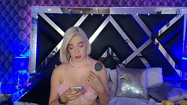 victoriaa_lee_'s Live XXX Chat