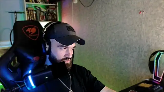XXX chat uživo modela _Serious_Man