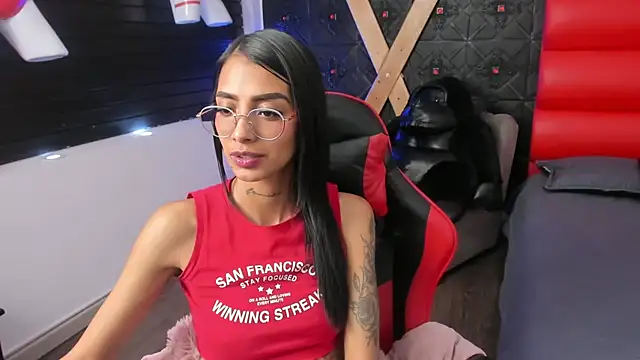 KarlaSlutSkinny__ – Live XXX-chat