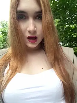 MarlboroWeb Adlı Modelin Canlı XXX Sohbeti