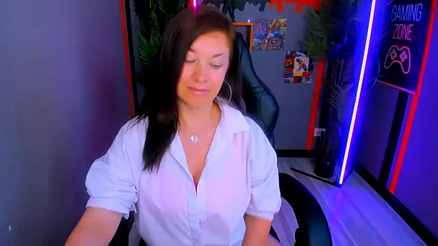 AnaMills' Live XXX Chat