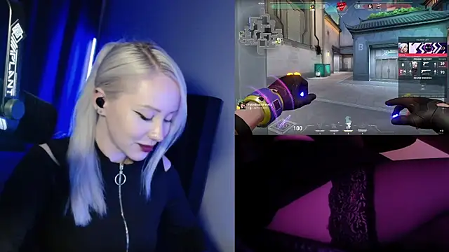 roxxyrowe Adlı Modelin Canlı XXX Sohbeti