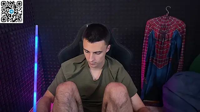 Вебкам-шоу Hols_20