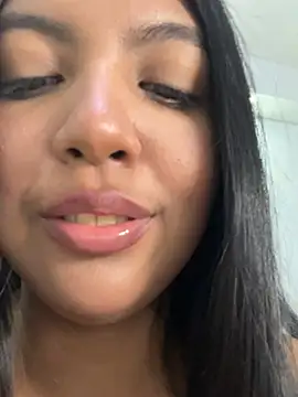 Chat XXX en directo de nicole_fisherr