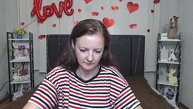 MeganPirs live XXX chat