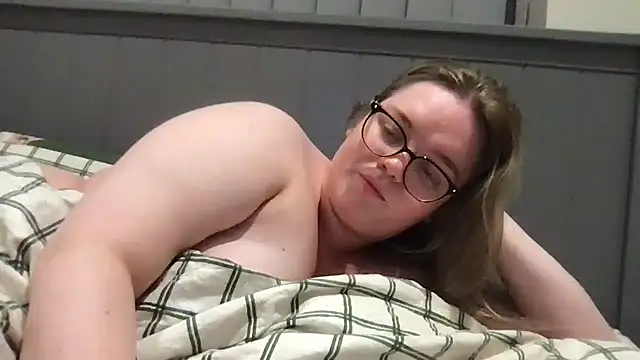 honeyyy24's Live XXX Chat