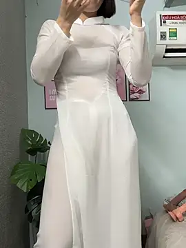 Nana-19's Live XXX Chat