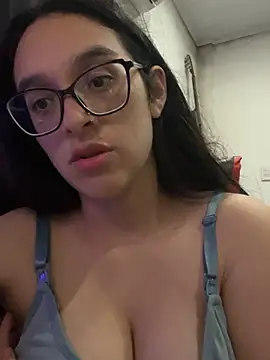 Ninnfa's Live XXX Chat