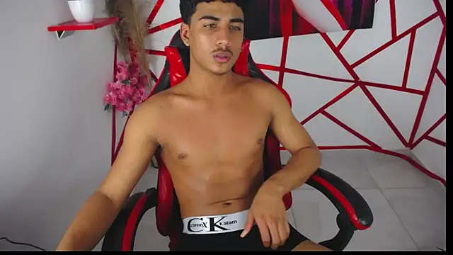oliver-parker Chat XXX in diretta